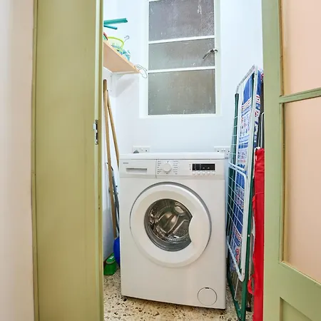 Ta' Nena In Floriana, 10 Minutes Away From Valletta Apartament