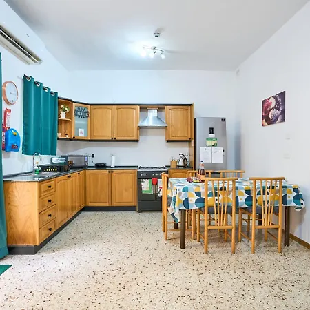 Ta' Nena In Floriana, 10 Minutes Away From Valletta * Il-Furjana