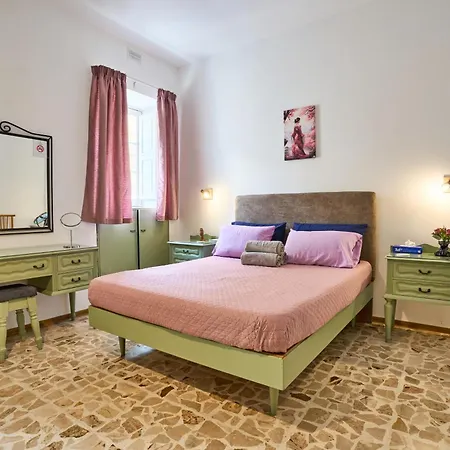 Ta' Nena In Floriana, 10 Minutes Away From Valletta * Il-Furjana