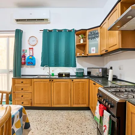 Ta' Nena In Floriana, 10 Minutes Away From Valletta