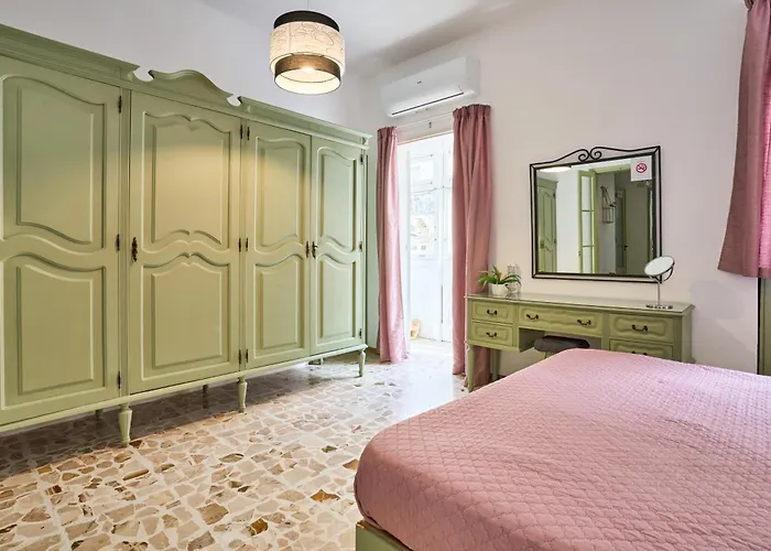 Ta' Nena In Floriana, 10 Minutes Away From Valletta