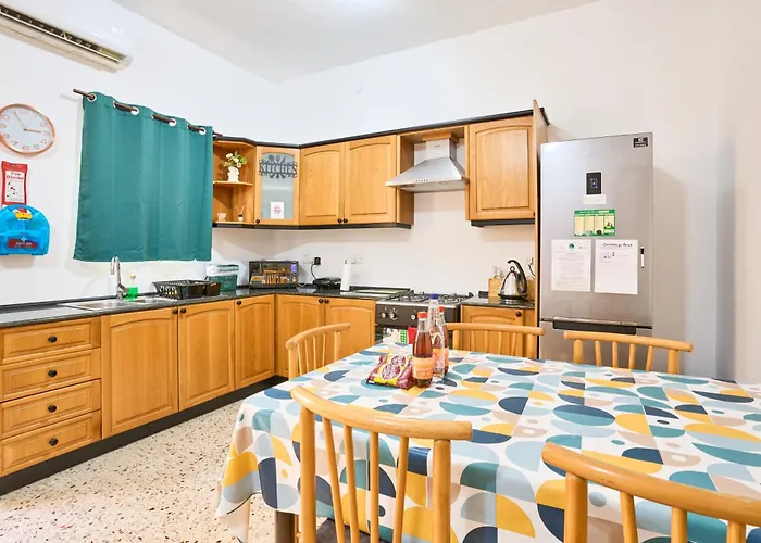 Ta' Nena In Floriana, 10 Minutes Away From Valletta Апартаменты *