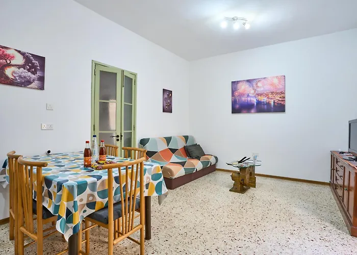Апартаменты Ta' Nena In Floriana, 10 Minutes Away From Valletta Флориана