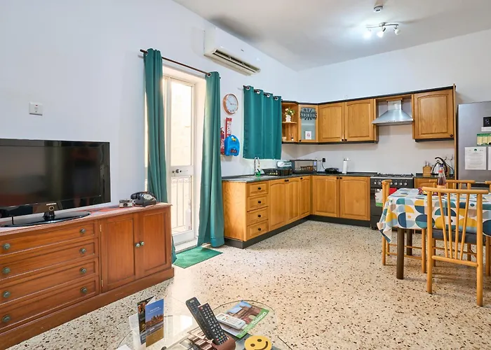Апартаменты Ta' Nena In Floriana, 10 Minutes Away From Valletta *